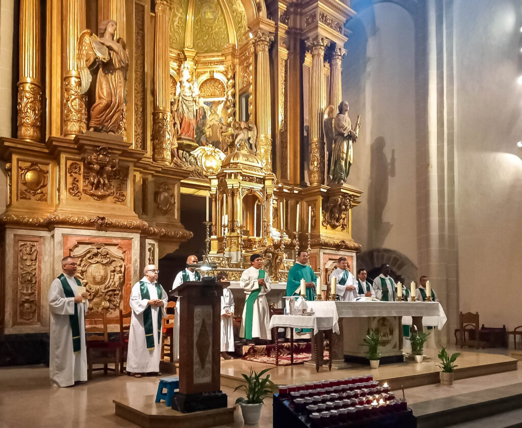 Celebració Dominical a ritme Africà